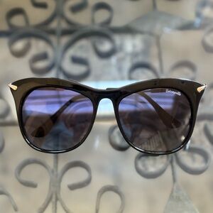 Betsyville cat eye black sunglasses glassses